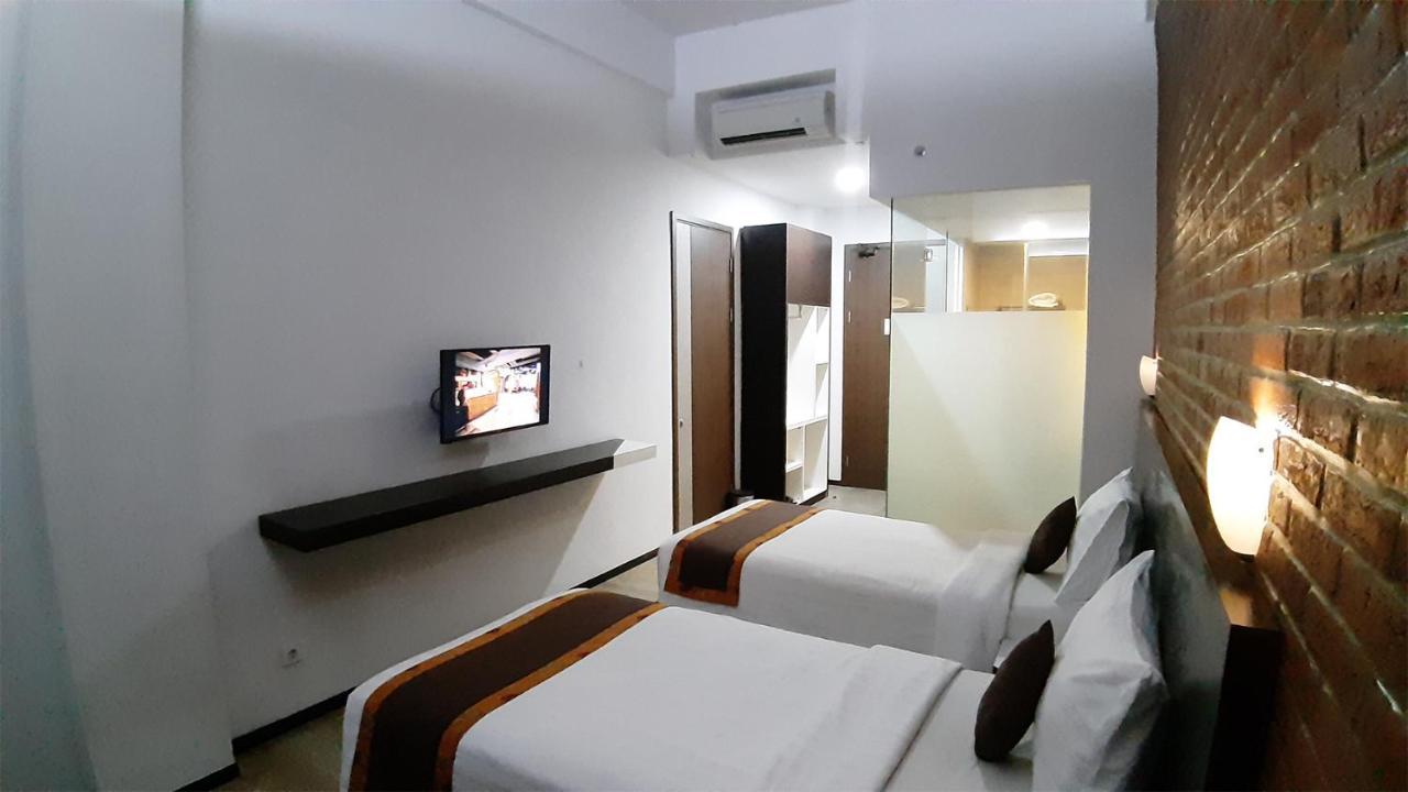 Xtra Hotel Bengkulu Exterior foto
